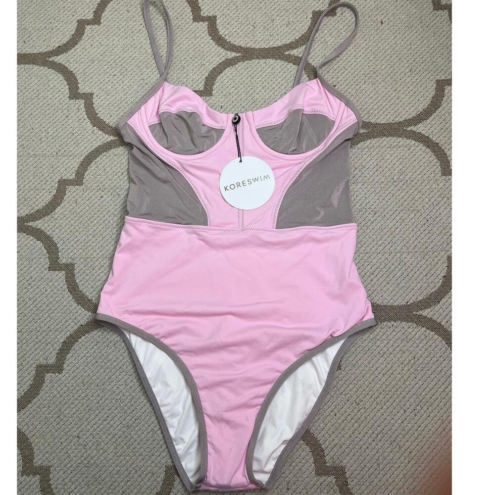 Kore Swim one-piece Pink bustier top underwire contrast trim Swimsuit,size small